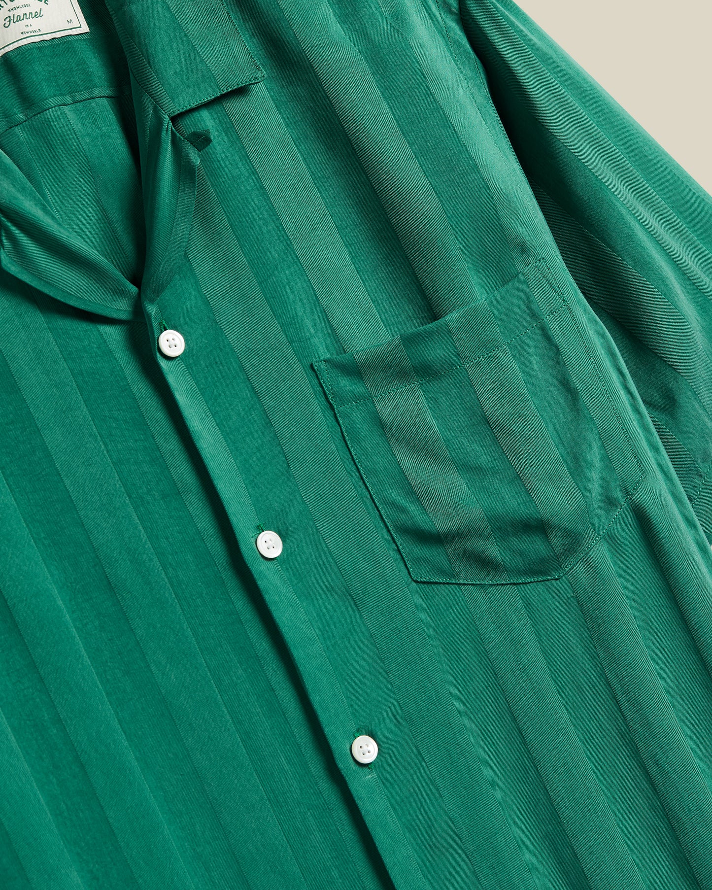 Portuguese Flannel - Cupro Stripe Green Kurzarmhemd