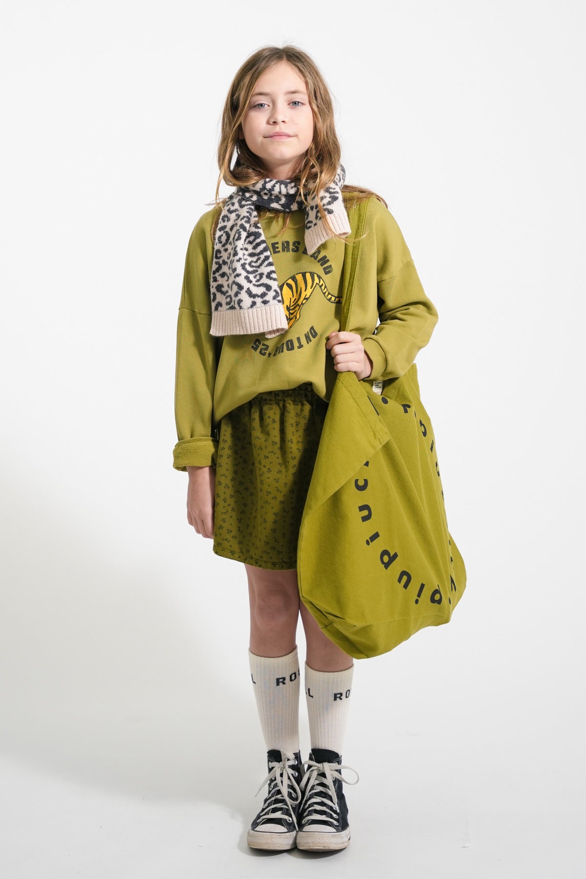 Piupiuchick AW25 - Sweatshirt | Olive green w/ tiger print