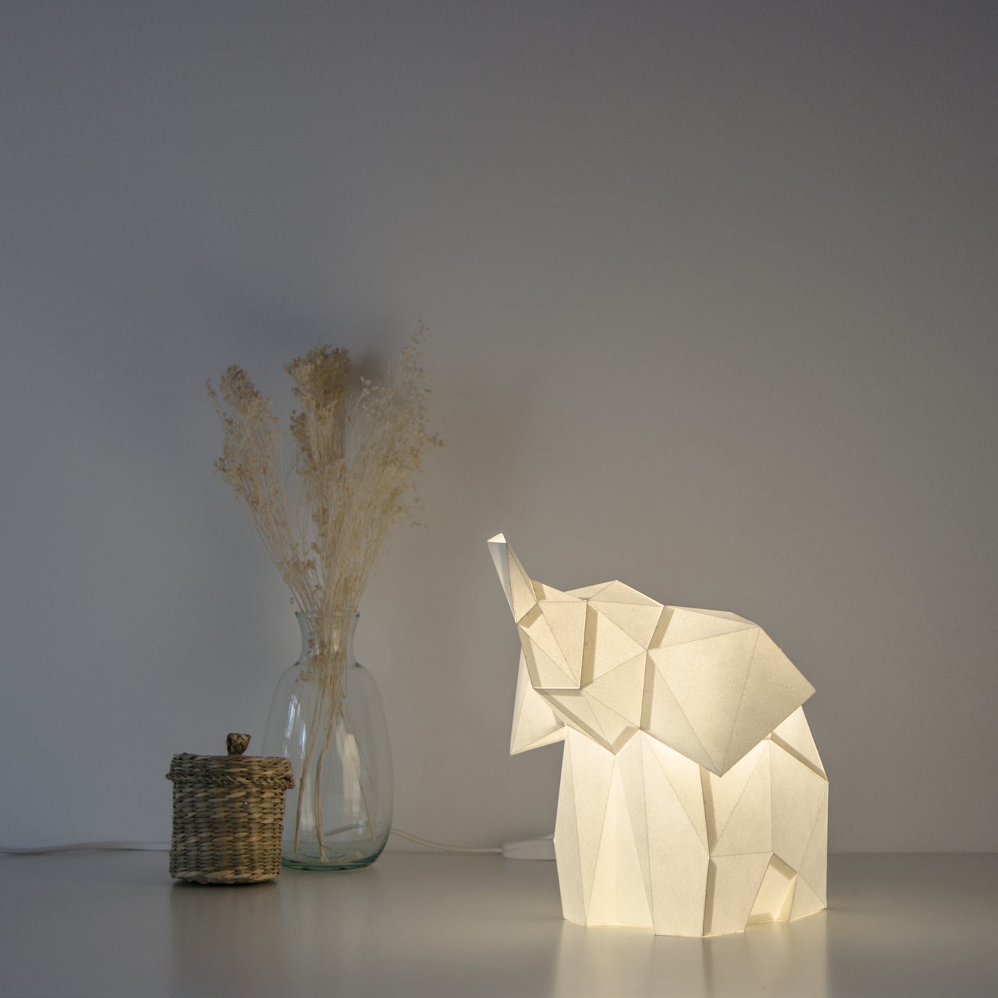 DIY Papierlampe - Baby Elefant - Owl Paper Lamps -