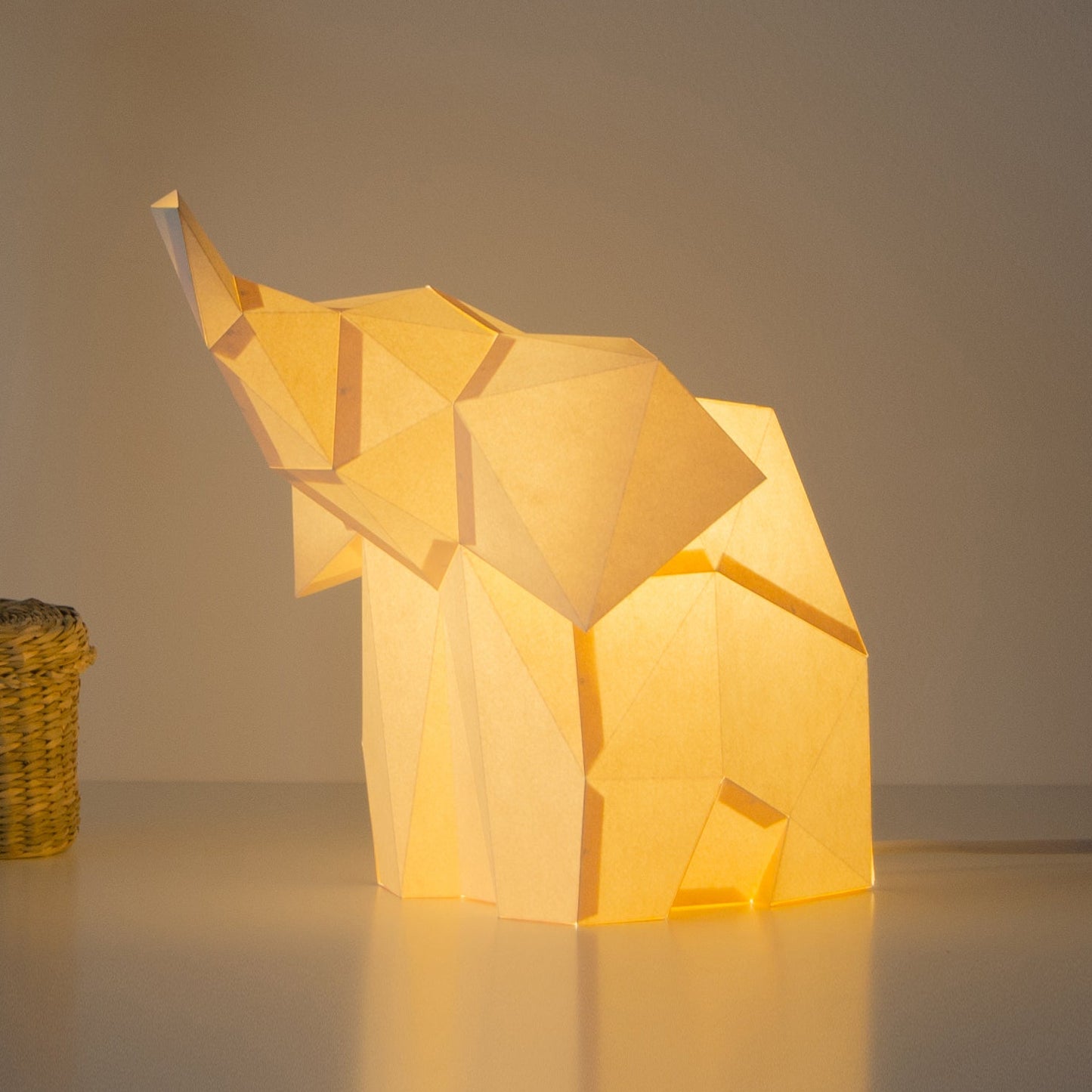 DIY Papierlampe - Baby Elefant - Owl Paper Lamps -