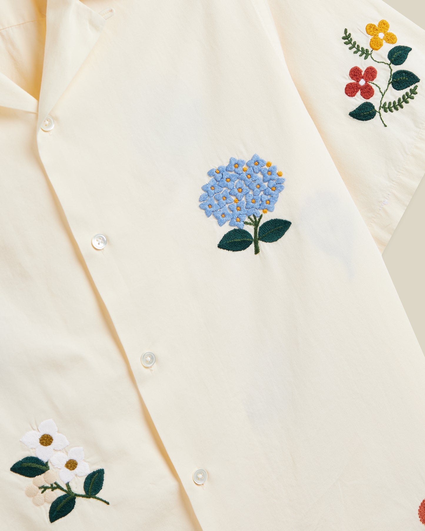 Portuguese Flannel - Kurzarmhemd Herren - 100% Bio-Baumwolle - Blumen Muster