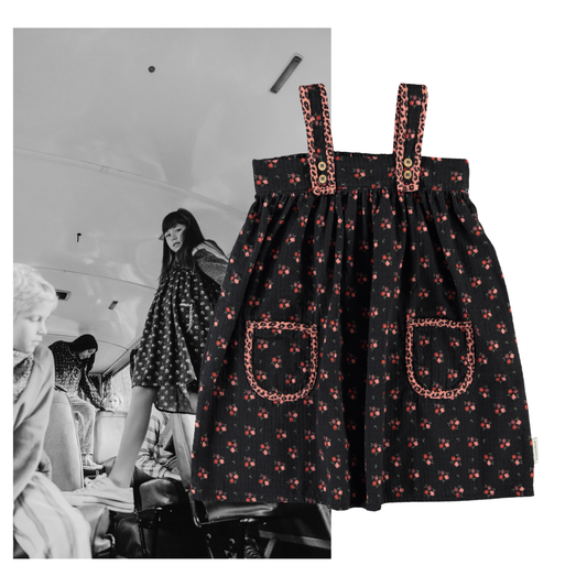 Piupiuchick AW26 - Schwarze Kinder Kleider - 100% Baumwolle - Roten Blumen mit Taschen