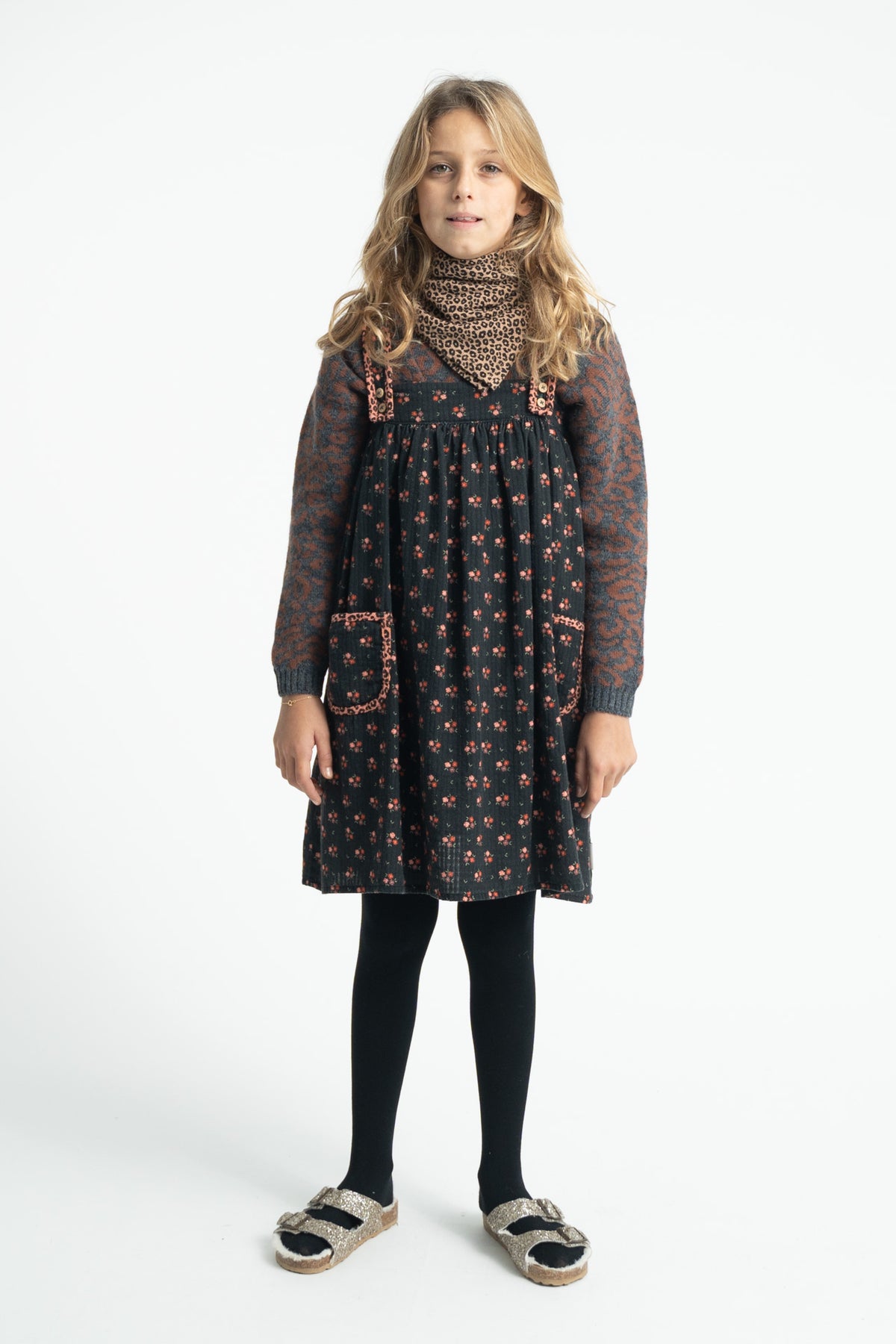 Piupiuchick AW26 - Schwarze Kinder Kleider - 100% Baumwolle - Roten Blumen mit Taschen