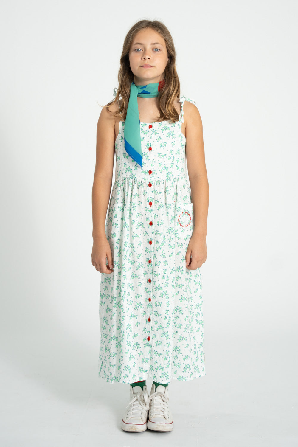 Piupiuchick SS26 - Langes Kleid für Kinder - Bio-Baumwolle - Weiß mit grünen Blumen
