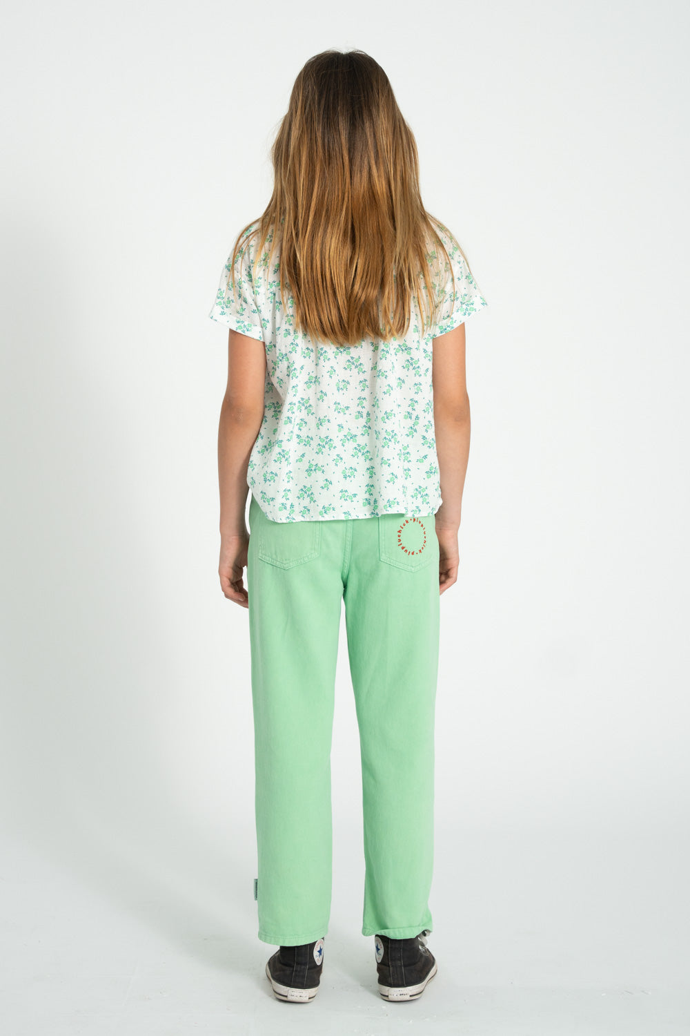 Piupiuchick SS26 - Kinderbluse mit Kragen - Bio-Baumwolle - Weiß mit grünen Blumen